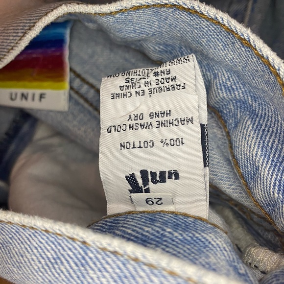 UNIF High Waisted Mom Jeans in light blue - Picture 6 of 7